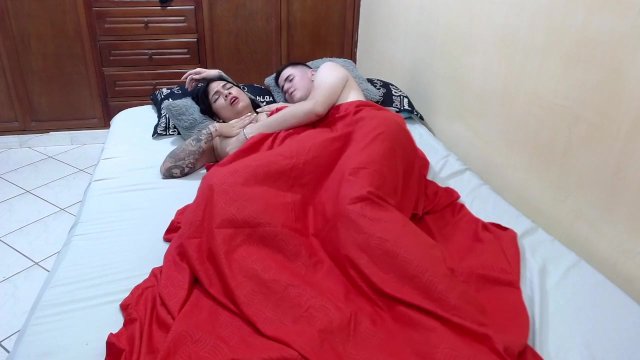 I fuck my stepsister and fill her with milk.