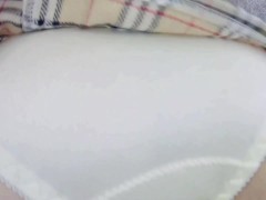 素人寝取られ 彼氏持ちのキャバ嬢にJKコスプレさせて69でフェラ抜きしてもらったよ。顔面にマンコ押し当ててくるから撮影しづらい(笑) - Screenshot 2 of 16 - 痴女