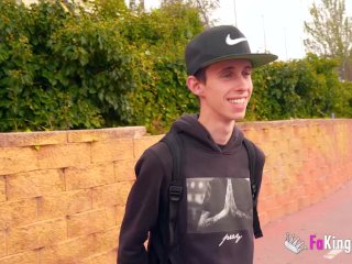 This dude wants to become Jordi, but Briseida Myers will be the judge of that! screenshot number 2