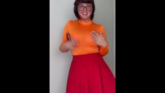 Brunette Bombshell Shakes Booty in Halloween Cosplay