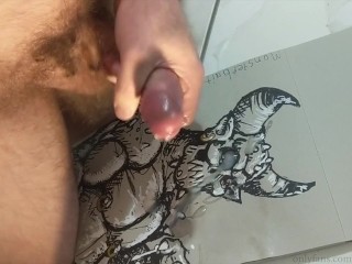 Кожаный Человек-монстр крадется и Cums на своем Demonic эротическом Art