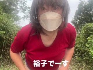 自分のザーメンをローションにしてオナニーします