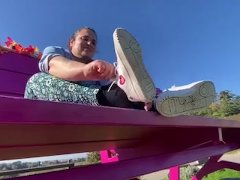 STARE AT THE GIANTESS' FEET - Screenshot 11 of 16 - Giantess