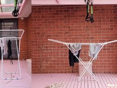 Clothes rack crush - Screenshot 1 of 16 - Crush