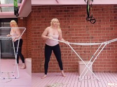 Clothes rack crush - Screenshot 6 of 16 - Crush