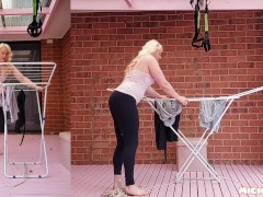 clothes rack strength test - Screenshot 2 of 16 - Crushing
