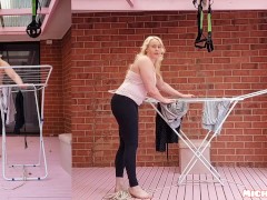 clothes rack strength test - Screenshot 3 of 16 - Crushed
