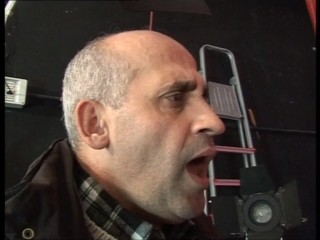 TUTTO IN FAMIGLIA Scn01