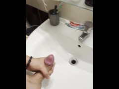 Multiple Massive Loads - Screenshot 10 of 16 - Hot Guy Moaning