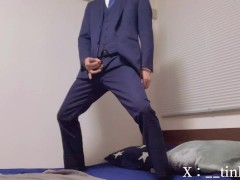 【淫語】おお゛っ♡普段は真面目な雄が、スーツ姿で下品なちんズリぶっこき変態オナニー♡金玉ぐつぐつザーメン中出し♡男性/オナニー/無修正/素人/モザイクなし/下品 - Screenshot 2 of 16 - Solo Japanese