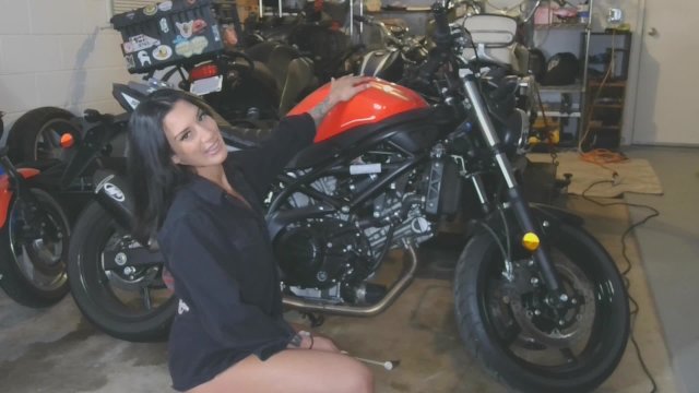 Motorcycle Mechanic asks for another form of payment ( Homewrecking Roleplay) Siclianprincess
