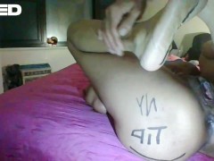 TATTOO BODY LIGHT BROWN SKIN EBONY STRIPPER MIDGET TAKES HUGE BBC