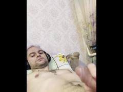 лежу голый с пипкой - Screenshot 16 of 16 - Good Boy