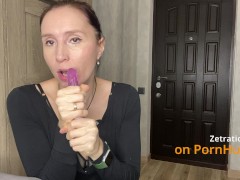 Пришла с работы и тут пошло поехало, клитер нельзя оставить в покое - Screenshot 9 of 16 - Webcam