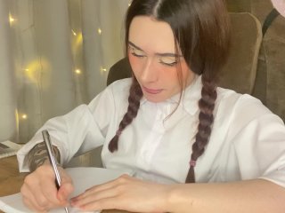 Horny schoolgirl doesn't like to do homework, she likes to jerk off