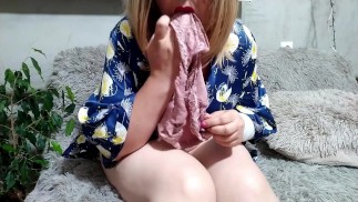 Curvy mother-in-law masturbates her hairy pussy