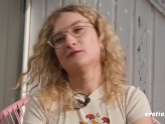 Ersties - Fußfetisch und Dildospiele auf der Sonnenterrasse