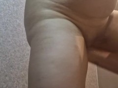 Что мы скажем оргазму-сквирту? да я хочу получать его каждый день.Мама друга просит это всегда. - Screenshot 3 of 16 - Big Tits Milf