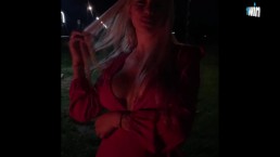 Отсосала член незнакомцу на пикнике