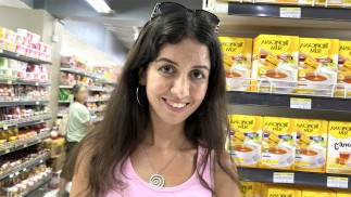 I'll buy you anything you want if you walk around the supermarket with cum on your face - Cumwalk