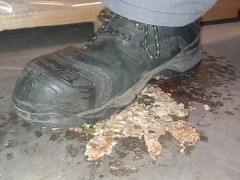 Pizza Crush & Trample, destroyed under dirty size 11 boots 👣👣