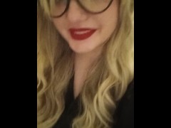 Сучка показывает измену и хочет трахаться - Screenshot 16 of 16 - измена