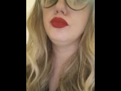 Сучка показывает измену и хочет трахаться - Screenshot 6 of 16 - измена
