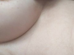 犬用シリコン歯ブラシで乳首オナニーしてオホ声出しちゃう雑魚乳首。 - Screenshot 14 of 16 - 乳首 イキ