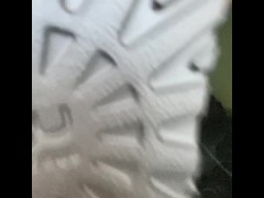 Stomping u with my Uggs