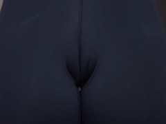 Cameltoe In Black Tight Leggings Close Up 2/16