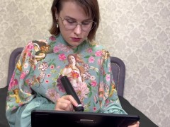 Просила сильнее трахнуть мою мокрую киску своим огромным членом - Screenshot 2 of 16 - Big Dick Small Pussy