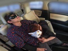 旦那の病院に付き添いに来て駐車場不倫相手とカーセックスしてアナルに大量ぶっかけされてしまう人妻 - Screenshot 16 of 16 - Married Woman