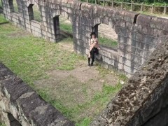 直穿きストッキングを履いたまま野外露出散歩 - Screenshot 2 of 16 - オーガズム