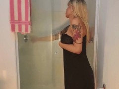 Hot Shower with Gabriella Gushi - Screenshot 1 of 16 - Solo