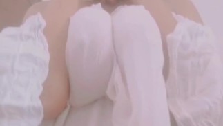 طبوني كيقطر حليت الشرجم و صورت الفيديو قدام جارنا بغيتو يحويني مابقيتش قادرة خاصني زب