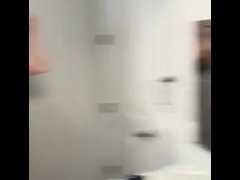 Stroking and flexing - Screenshot 15 of 16 - Flashing