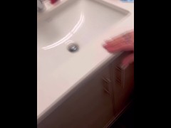 COLLEGE STUDENT SUCKED OFF SOMEONES HUSBAND - Screenshot 3 of 16 - College Girl