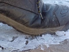 Cigarette Crush on Ice, destroyed under a size 11 boot 👣👣