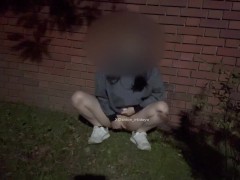 【野外露出】夜中ムラムラしたので近所の公園でこっこり1人エッチしちゃいました、、、その一部始終です、、 - Screenshot 14 of 16 - Peeing