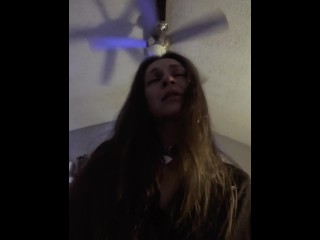 POV：早上第一件事就是在肥鸡巴上磨蹭
