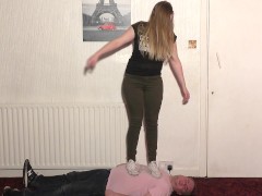 Trampling In Converse - Screenshot 10 of 16 - Converse Sneakers