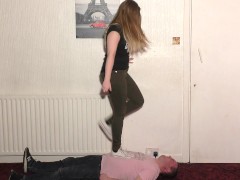 Trampling In Converse - Screenshot 4 of 16 - Trampling