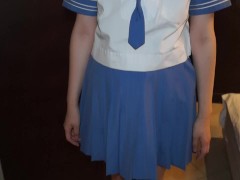 清楚な水色J〇セーラー服にザーメンぶちまけてみた。 - Screenshot 1 of 16 - Amateur Bukkake