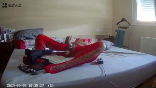 milf fucked by sex machine