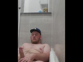 独自享受淋浴的乐趣