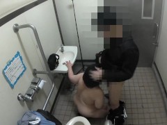 【変態】住宅街にある公園で撮った立ちバックシーン(撮影日：2024年2月24日)【立ちバック】 - Screenshot 11 of 16 - Bbw