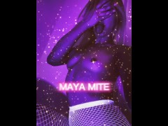 Me & black light = ✨💗✨ - Screenshot 5 of 16 - Blonde