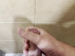 Fast Cumshot In The Shower