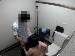 【デブ】住宅街の多目的トイレで撮った立ちバックシーン(撮影日：2024年6月11日)【立ちバック】 - Screenshot 1 of 16 - Bbw