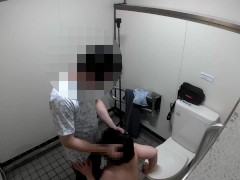 【デブ】住宅街の多目的トイレで撮った立ちバックシーン(撮影日：2024年6月11日)【立ちバック】 - Screenshot 10 of 16 - 個人 撮影